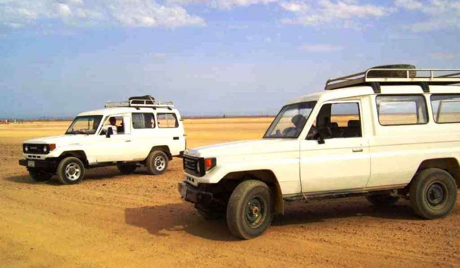 Super safari by jeep